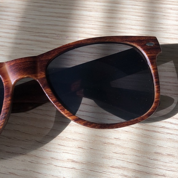 NWT! Casamigos Faux Wood Wayfarer Sunglasses - Picture 3 of 11